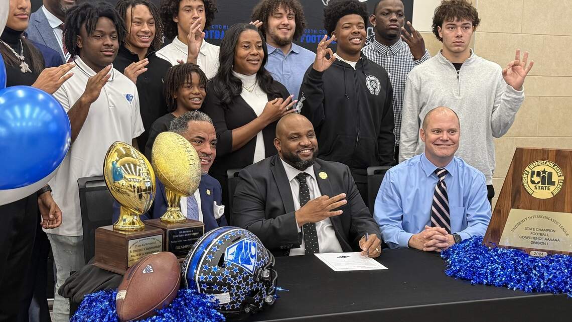 Tracking the coaching carousel: 11 Fort Worth-area high school football changes