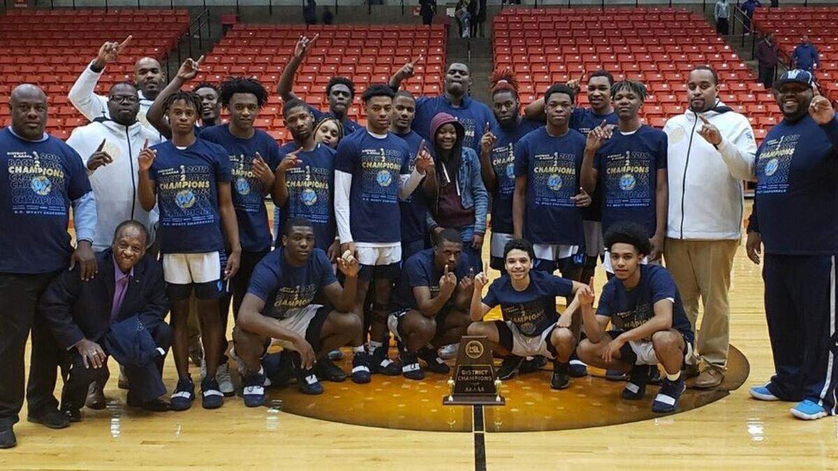 Fort Worth Wyatt wrapped up the regular season with an undefeated District 6-5A championship, Tuesday Feb. 12, 2019.