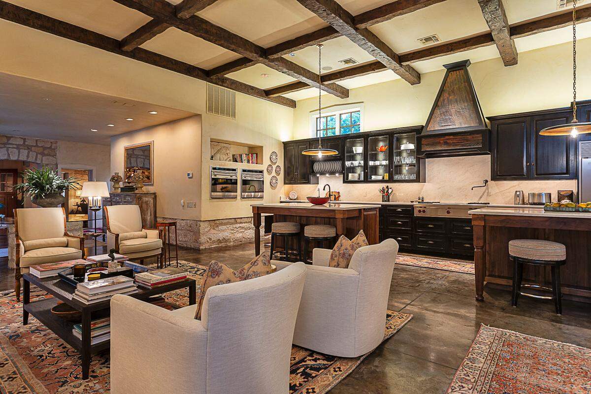 Kitchen and living room