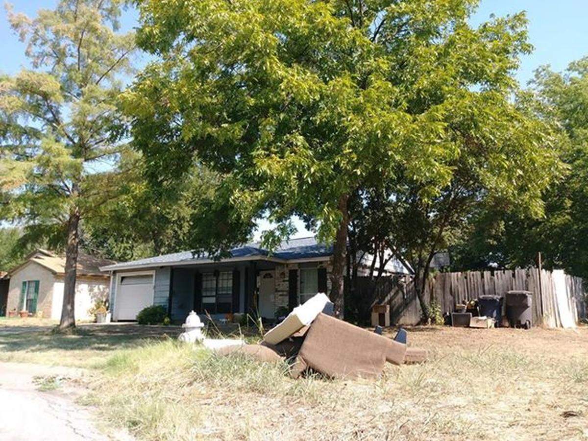 The east Fort Worth house in which Cheryl Trimmier and Donald Jenkins were shot to death, according to authorities.