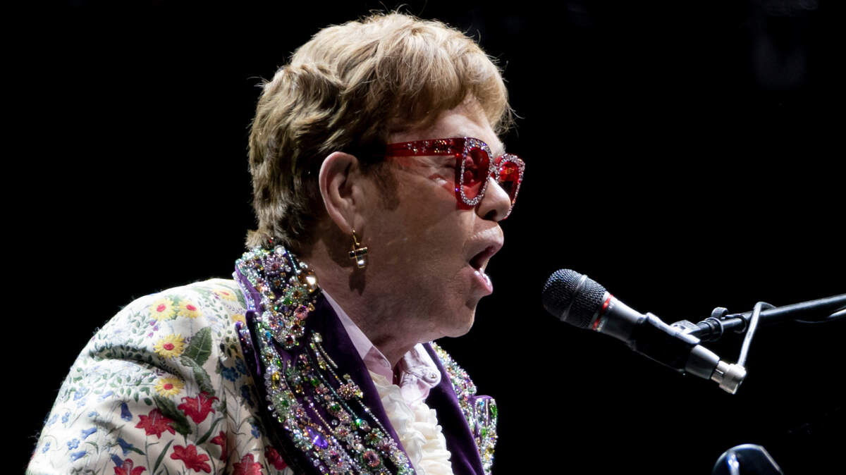 Elton John, performing last week in his “Farewell Yellow Brick Road” tour opener in New Orleans, has postponed his Dallas shows on Tuesday and Wednesday after contracting COVID-19.