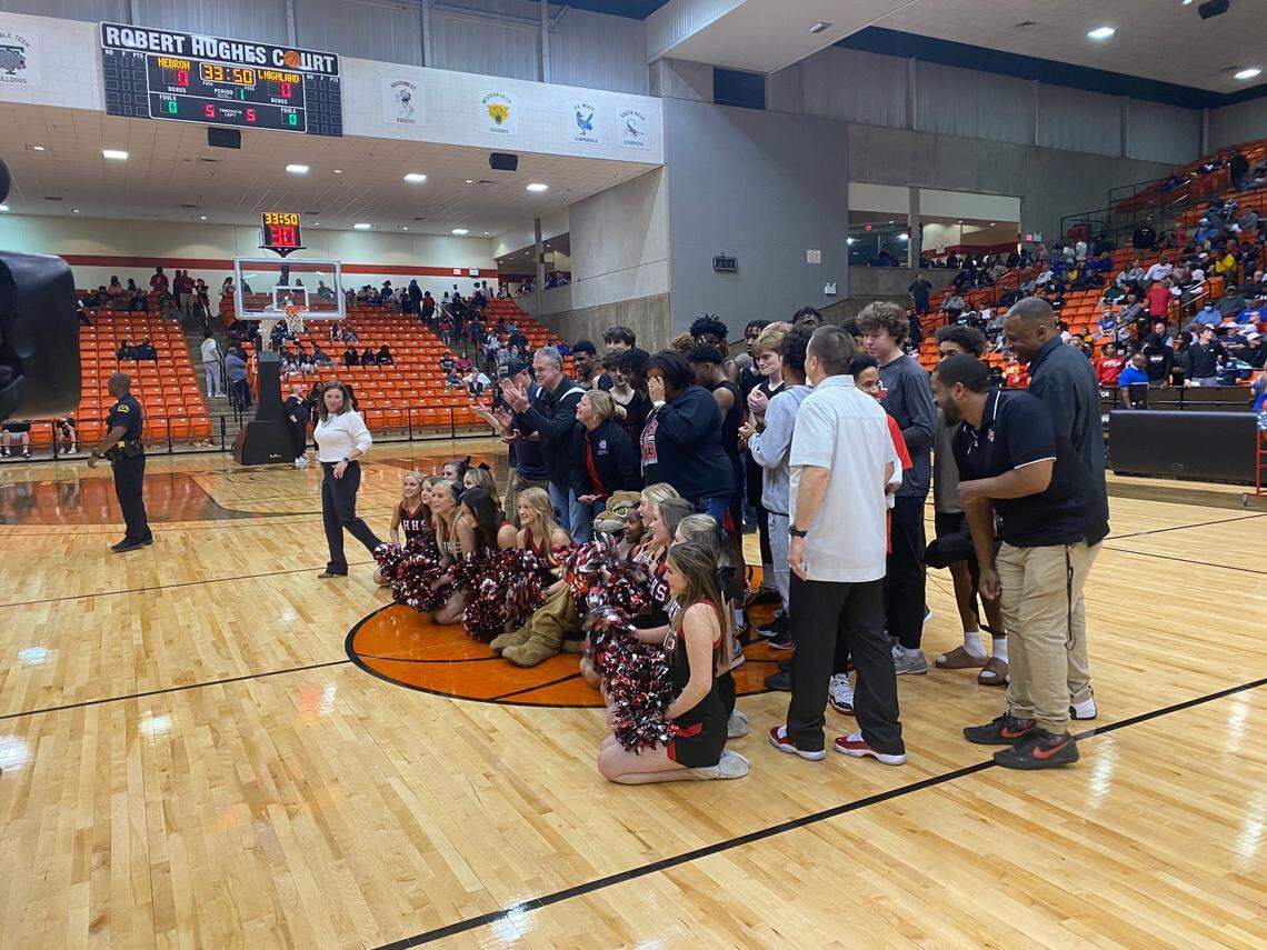 Lake Highlands celebrating after defeating North Crowley 63-43 in the 6A Region 1 District Semi-Finals