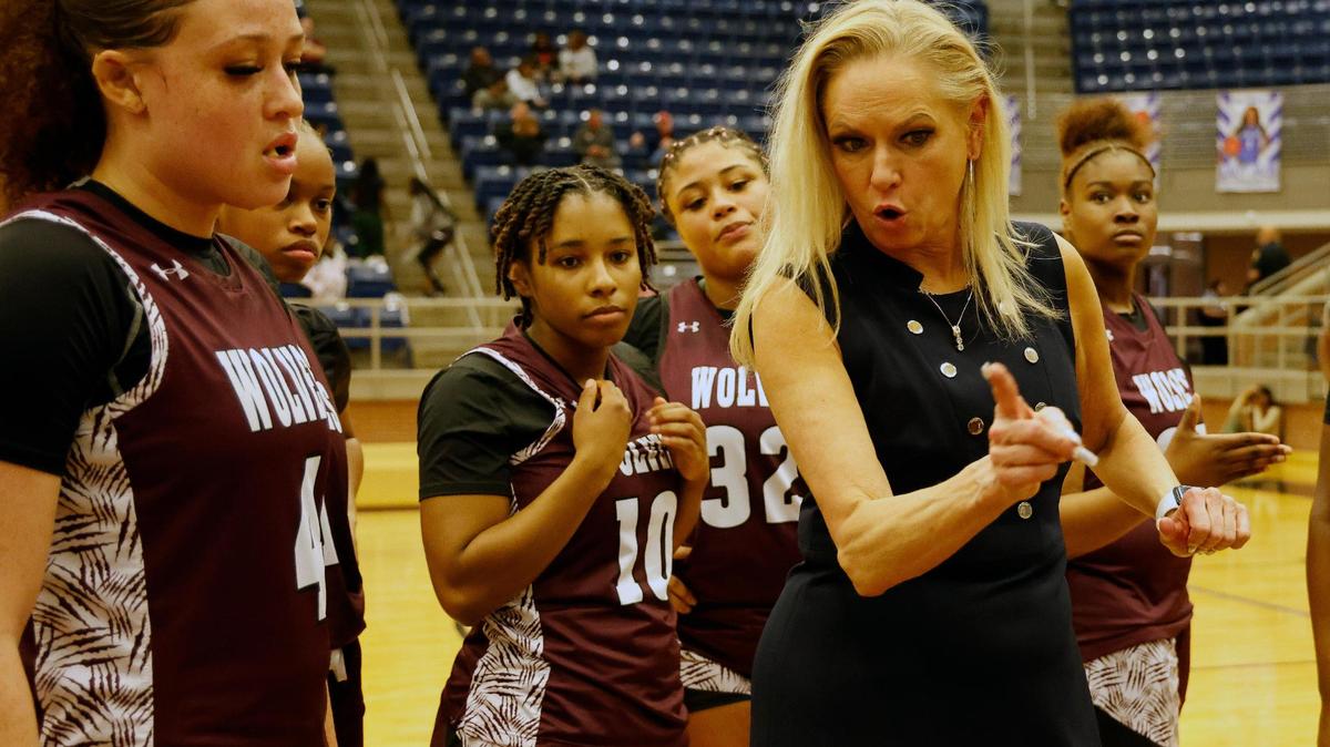 Timberview head coach Kit Martin is retiring.