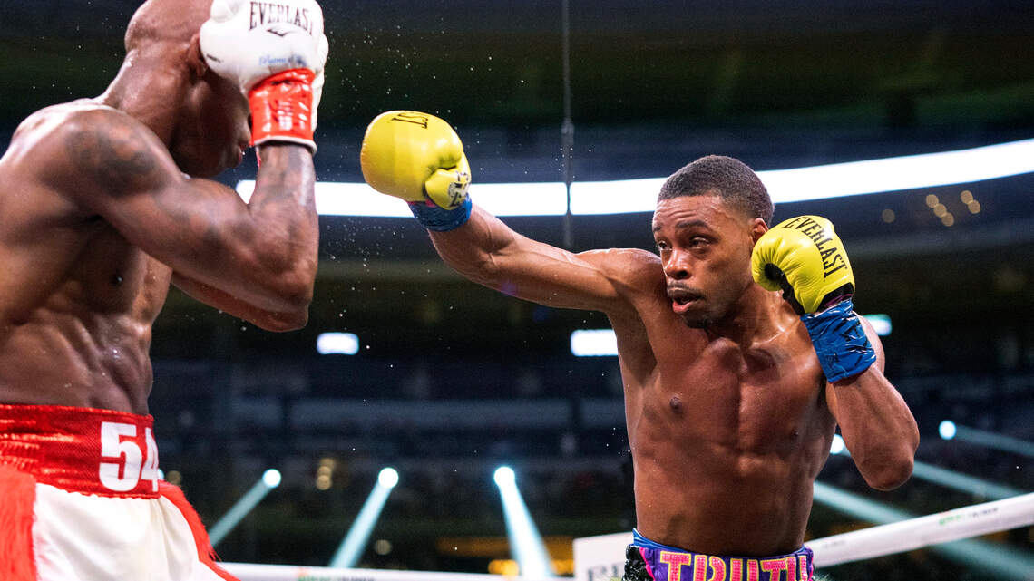 Errol Spence Jr. does what Dallas Cowboys can’t: make AT&T Stadium home of champions
