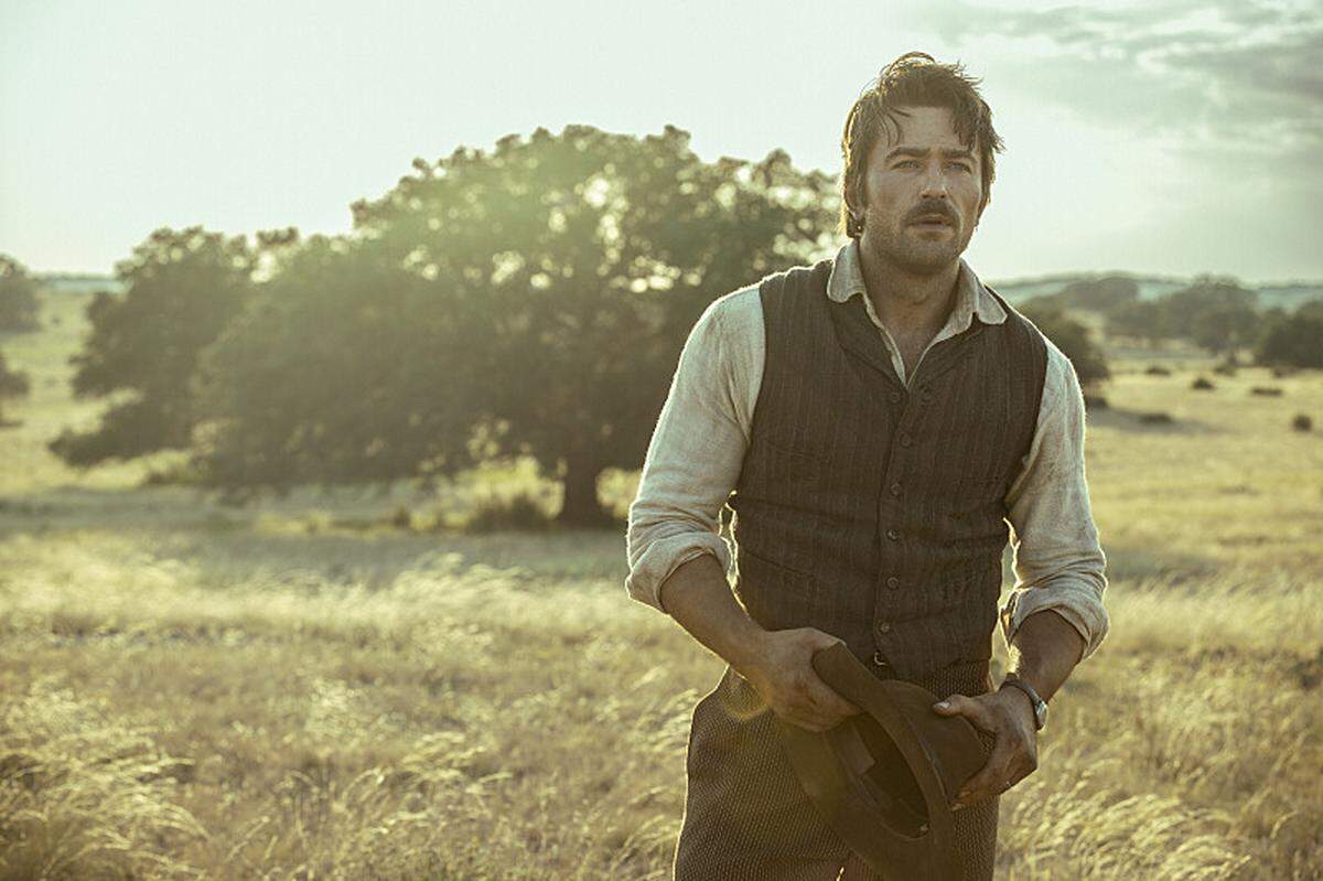 Brandon Sklenar as Spencer in season 2, episode 4 of “1923” streaming on Paramount+.