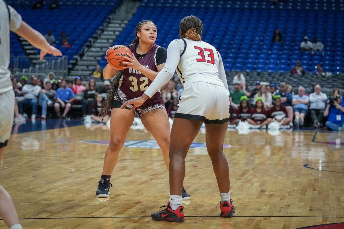 Mansfield Timberview’s Emilee Jones gets ready to put a move on Frisco Liberty’s Judith Aluga in the Class 5A state championship game on Saturday, March 2, 2024 at the Alamodome in San Antonio, Texas. Liberty defeated Timberview 60-51.
