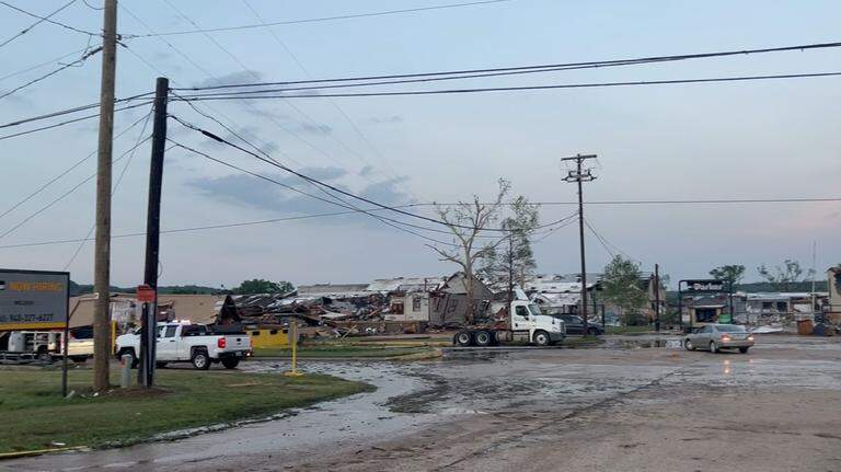 Damage, 2 injuries reported in Mineral Wells after possible tornado