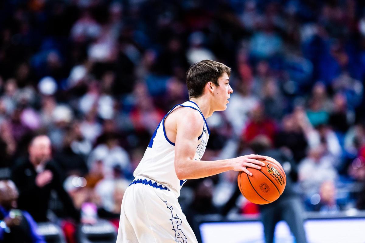 Tate Branson (34) takes the ball down the court during the 2A state final game between Lipan and Clarendon in San Antonio, at the Alamodome, on March 12, 2022. Clarendon went on to win 65-51.