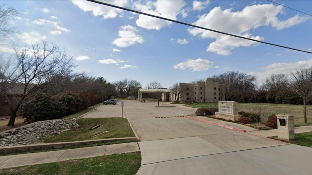 ‘Pray for Beth Israel.’ Officials from Texas to Israel react to crisis in Colleyville