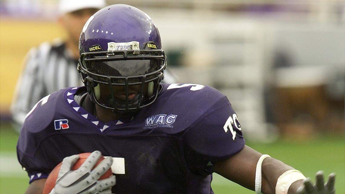 LaDainian Tomlinson, who played at TCU from 1997 to 2000 before becoming a Pro Football Hall of Famer, will throw out the ceremonial first pitch Thursday at TCU Night at Globe Life Park.