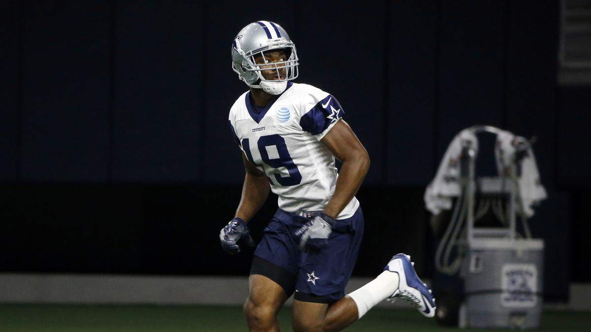 Dallas Cowboys receiver Amari Cooper (19) runs a pass route during NFL football practice in Frisco, Texas, Wednesday, Oct. 24, 2018. (AP Photo/Michael Ainsworth)