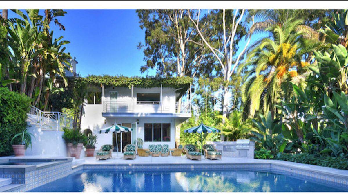 The retro-chic estate was the home of both Cara Delevingne and her sister Poppy.