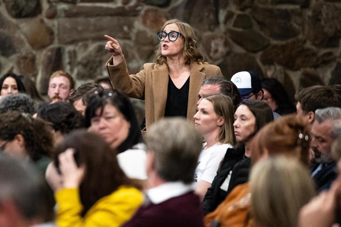 Fort Worth Resident Laney Hawes, a Keller ISD parent and co-founder of the nonprofit Keller ISD Families for Public Education, speaks up about her frustration to the board in a special meeting regarding the possible split of the Keller Independent School District at the Keller ISD Education Center in Keller on Thursday, Jan. 16, 2025.