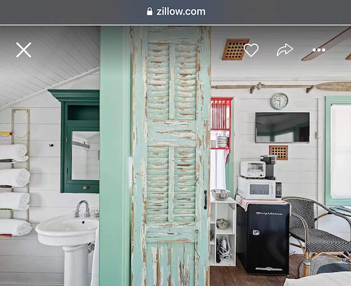 Bathroom/Bedroom