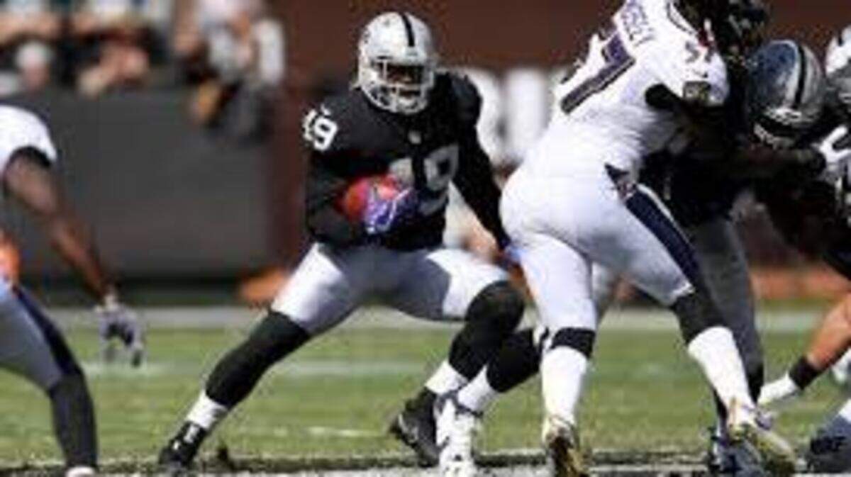 The Dallas Cowboys acquired fullback Jamize Olawale in a trade with the Oakland Raiders.