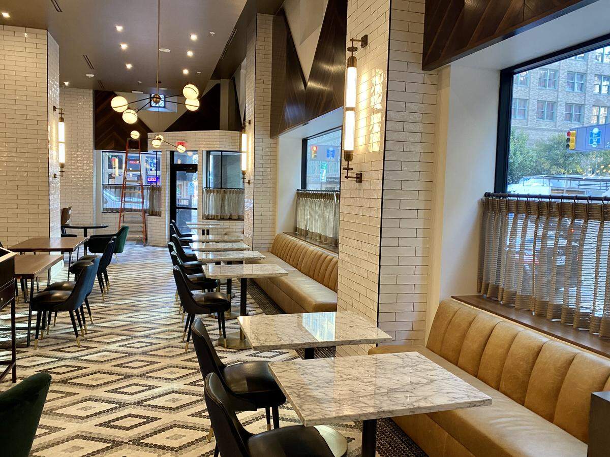 Wicked Bar is the breakfast-lunch cafe in the Sinclair hotel.