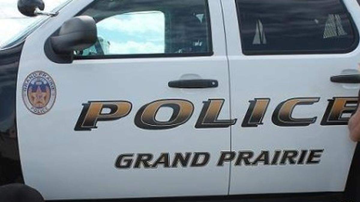 A 17-year-old woman lost her unborn baby in Grand Prairie on Sunday after she was in a car driven by an intoxicated teenager that crashed into a pickup truck. The driver was arrested, police said, and three people suffered serious injuries.