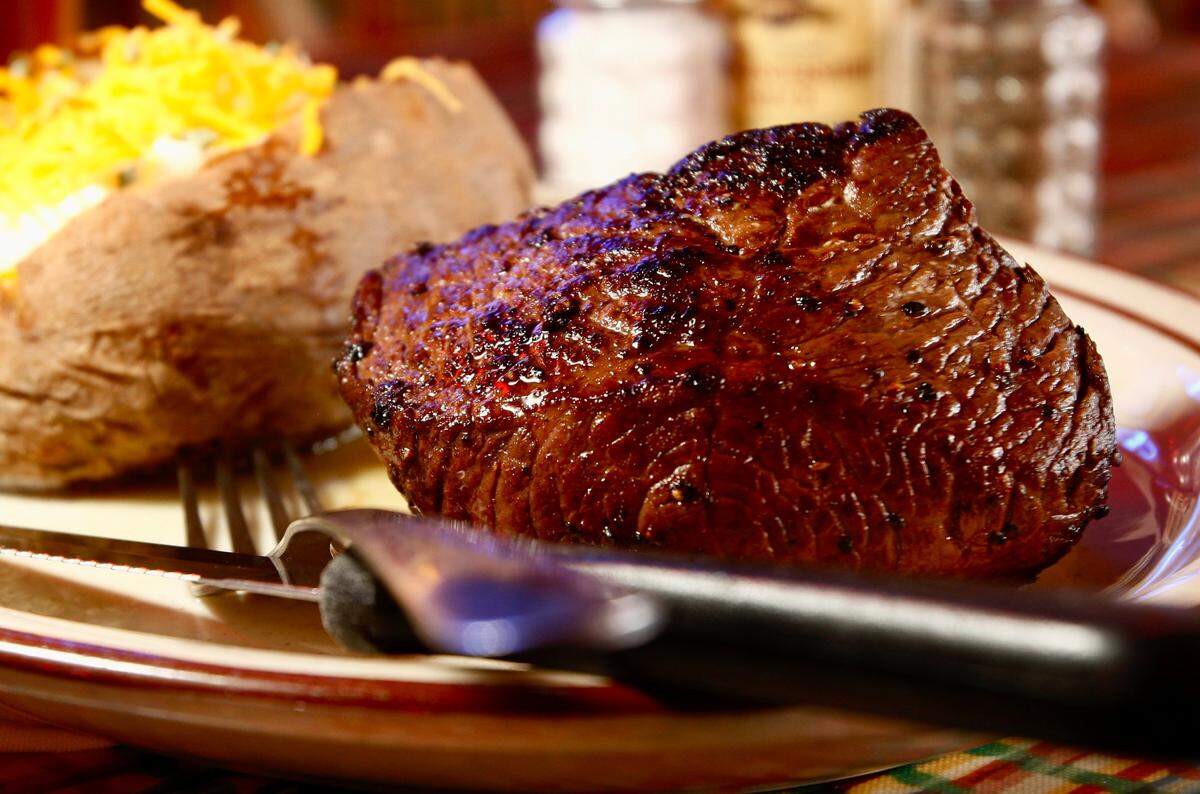 The “baseball cut” top sirloin at the Star Cafe.