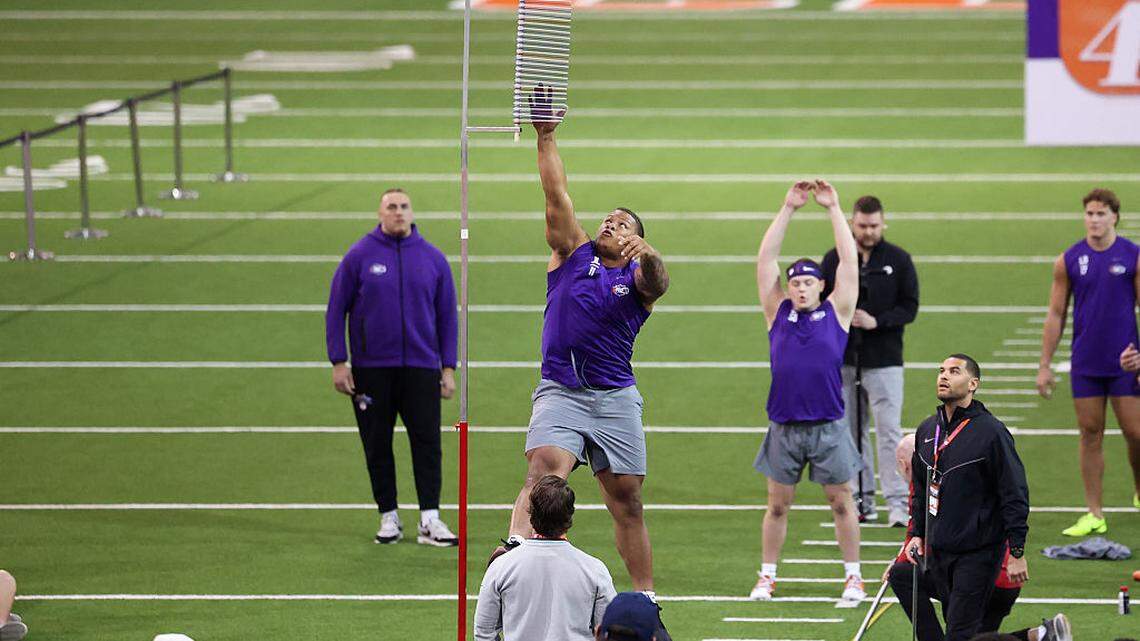 Cowboys begin Pro Day visits with position coaches stopping by USC, Clemson