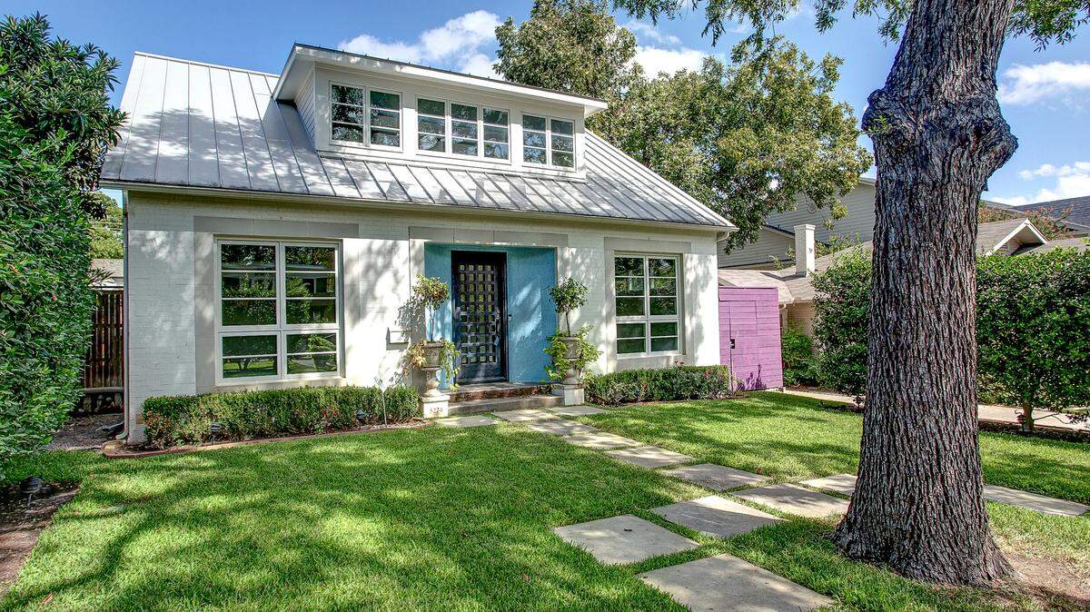 The home at 5224 El Campo Avenue is priced $849,000.