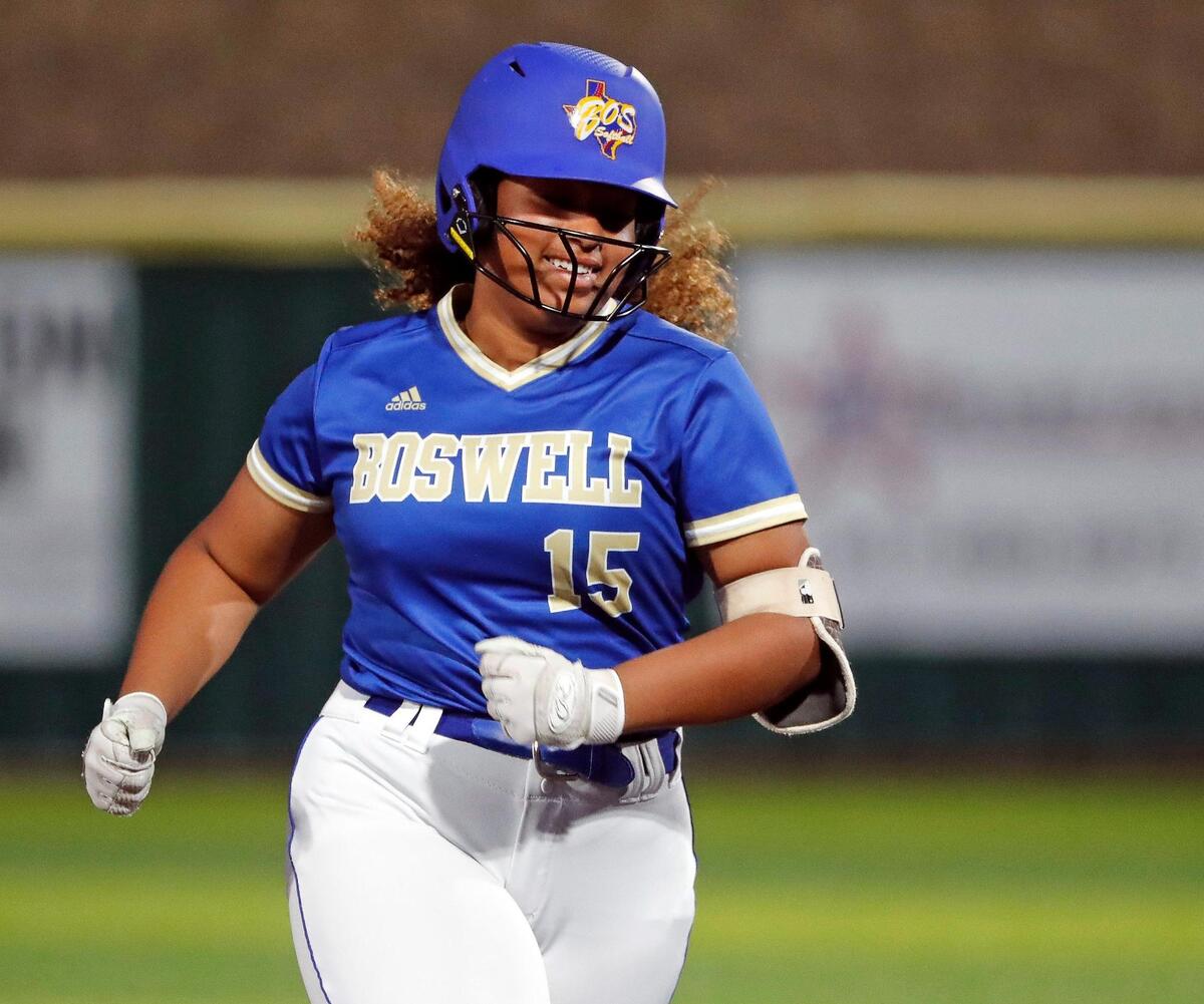 Boswell first baseman Santrea Armstead (15) rounds second after her two run homer during a 3-6A high school softball game at Weatherford High School in Weatherford, Texas, Tuesday, Apr. 05, 2022. Boswell defeated Weatherford 4-3. (Special to the Star-Telegram Bob Booth)