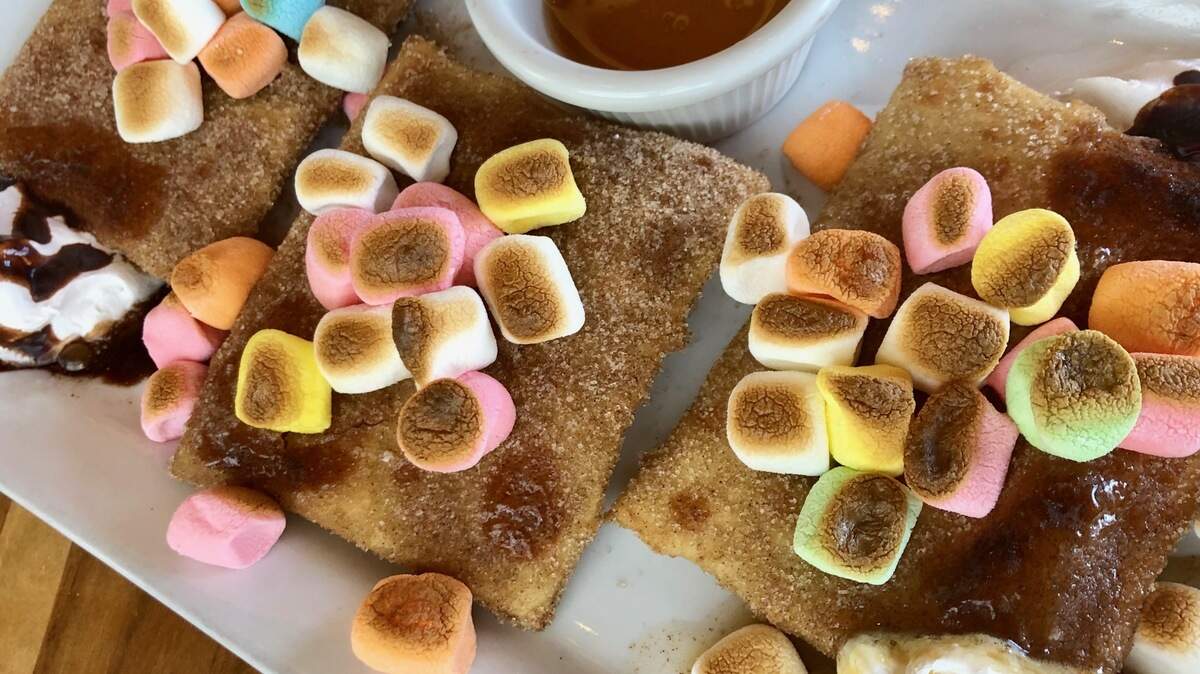 “Sopaipilla S’mores” at Mesa in Grapevine.