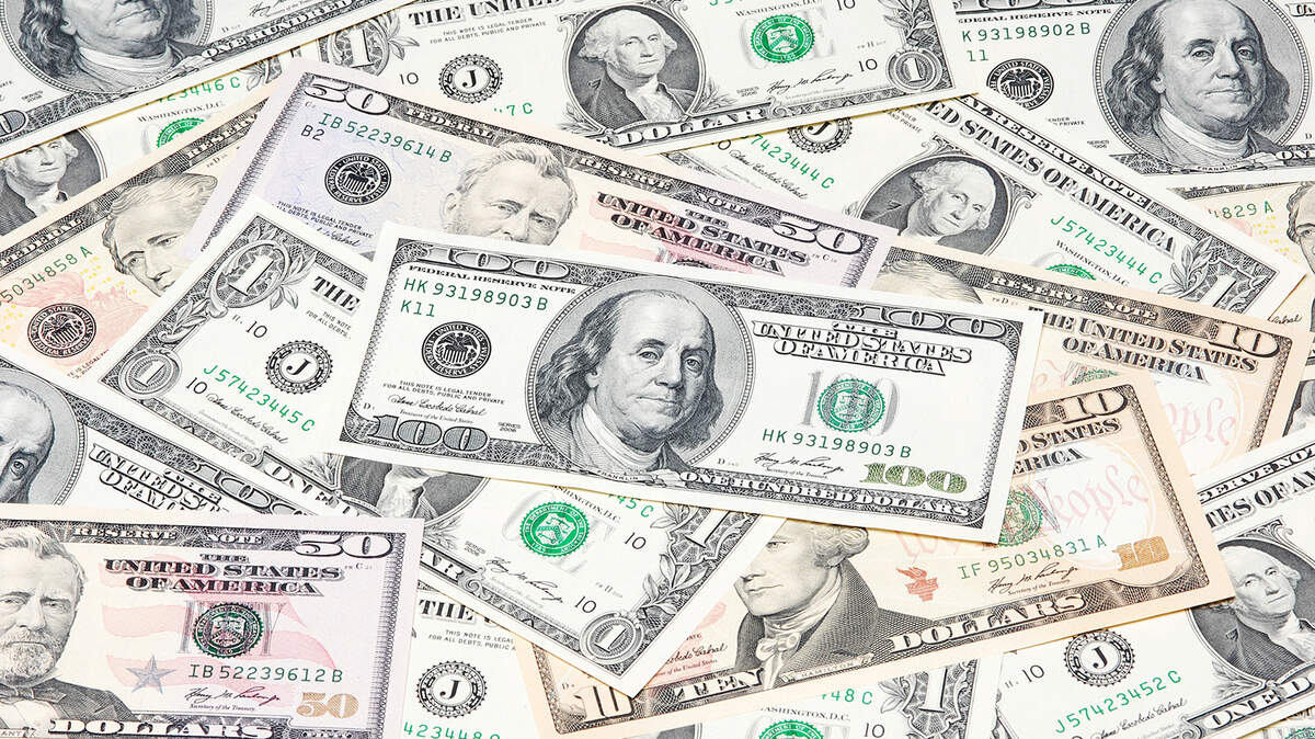 SmartAsset studied income and found doctors have the top-paying jobs nationwide. Airline pilots, copilots and flight engineers make the most in San Francisco.