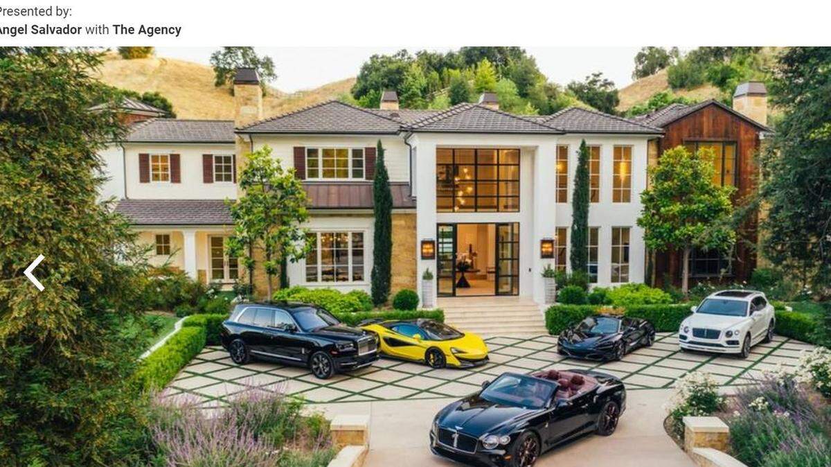 Exterior of house when owned by The Weeknd