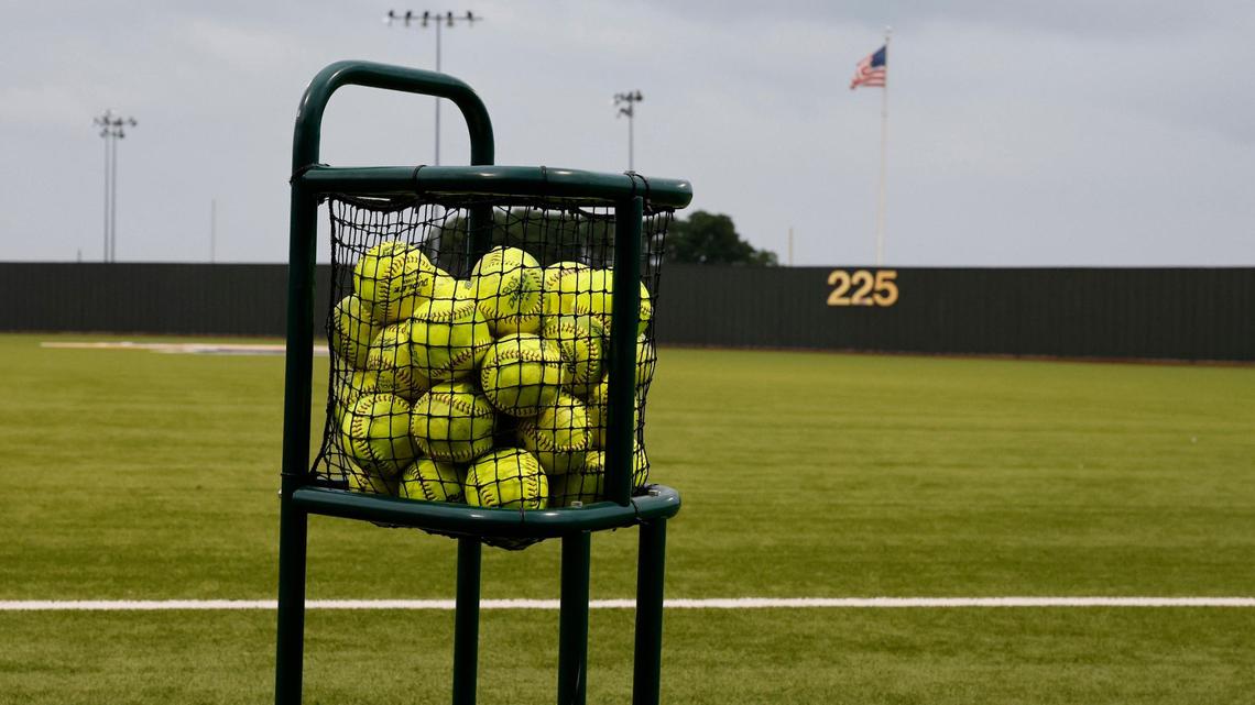 Fastball - Tuesday softball: Richland downs Birdville and more, plus area scores
