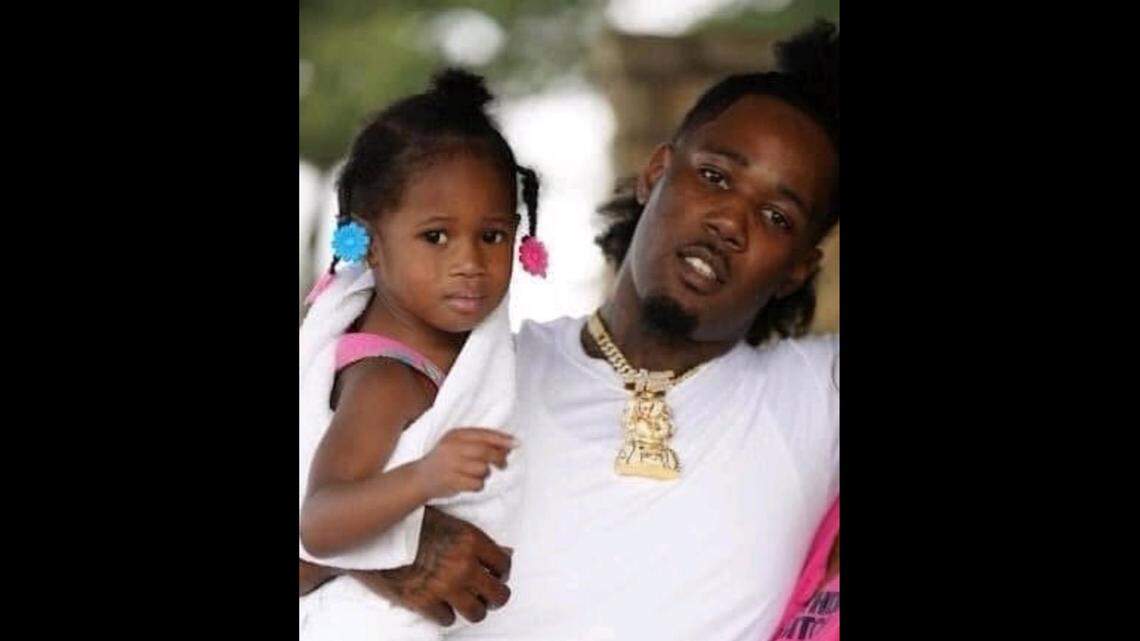 North Texas rapper Ronnie Sibley, known as G$ Lil Ronnie, and his 5-year-old daughter were killed in a shooting Monday, March 3, at a car wash in Forest Hill, according to a relative.