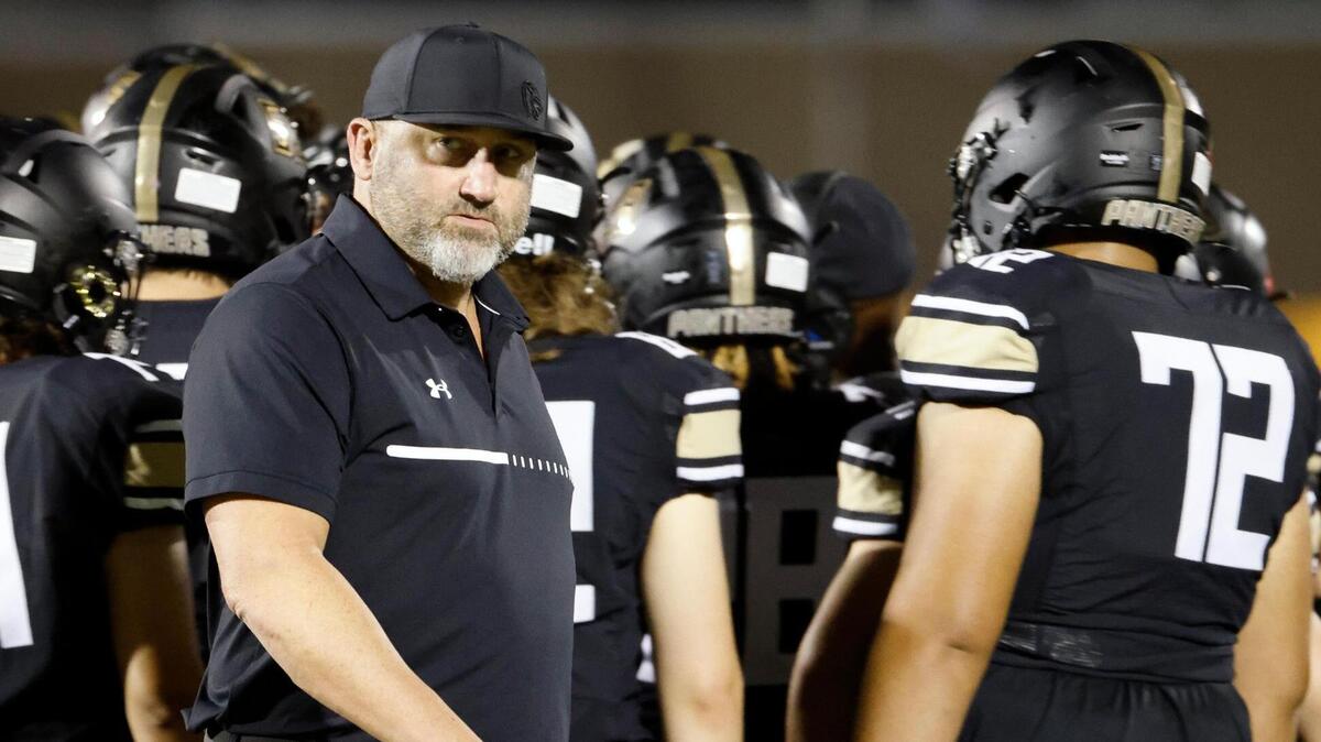 Keller Fossil Ridge secured a 35-10 win over Keller Central on Thursday.