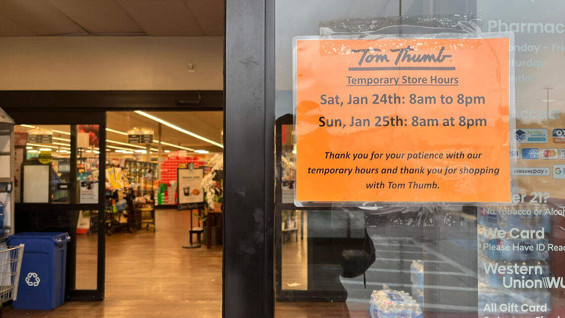 Grocer asks panic shoppers to ‘leave a little something behind for your neighbor’