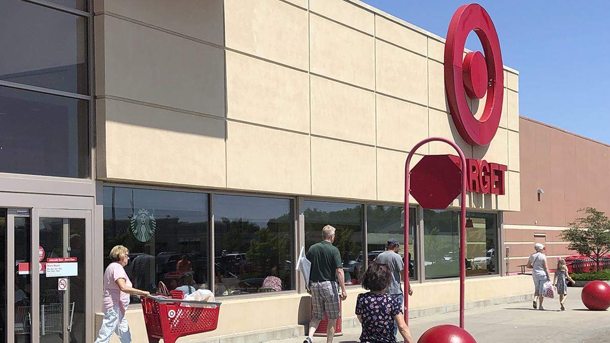 So it isn’t OK for the Mansfield Chamber of Commerce to criticize Target for supporting gay rights?