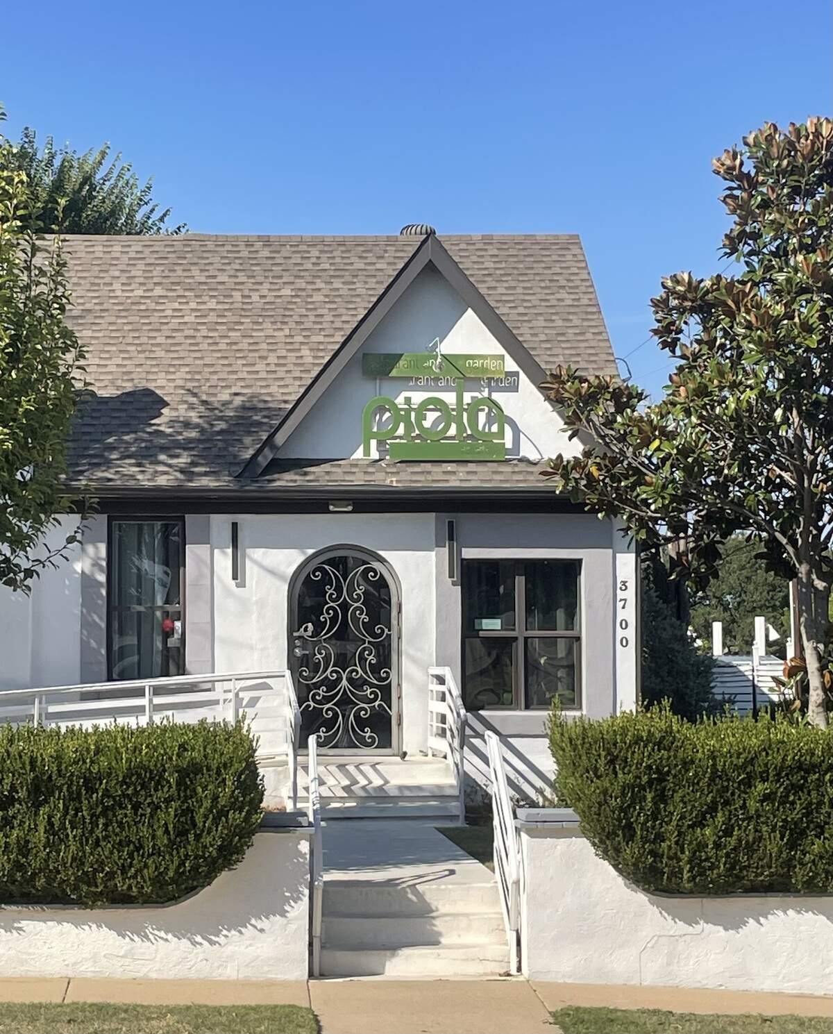 The corner home in Arlington Heights where Bob Lewis, AKA Tumbleweed Smith, grew up is now a dining landmark, the Italian restaurant Piola. The stucco cottage was built in 1923.