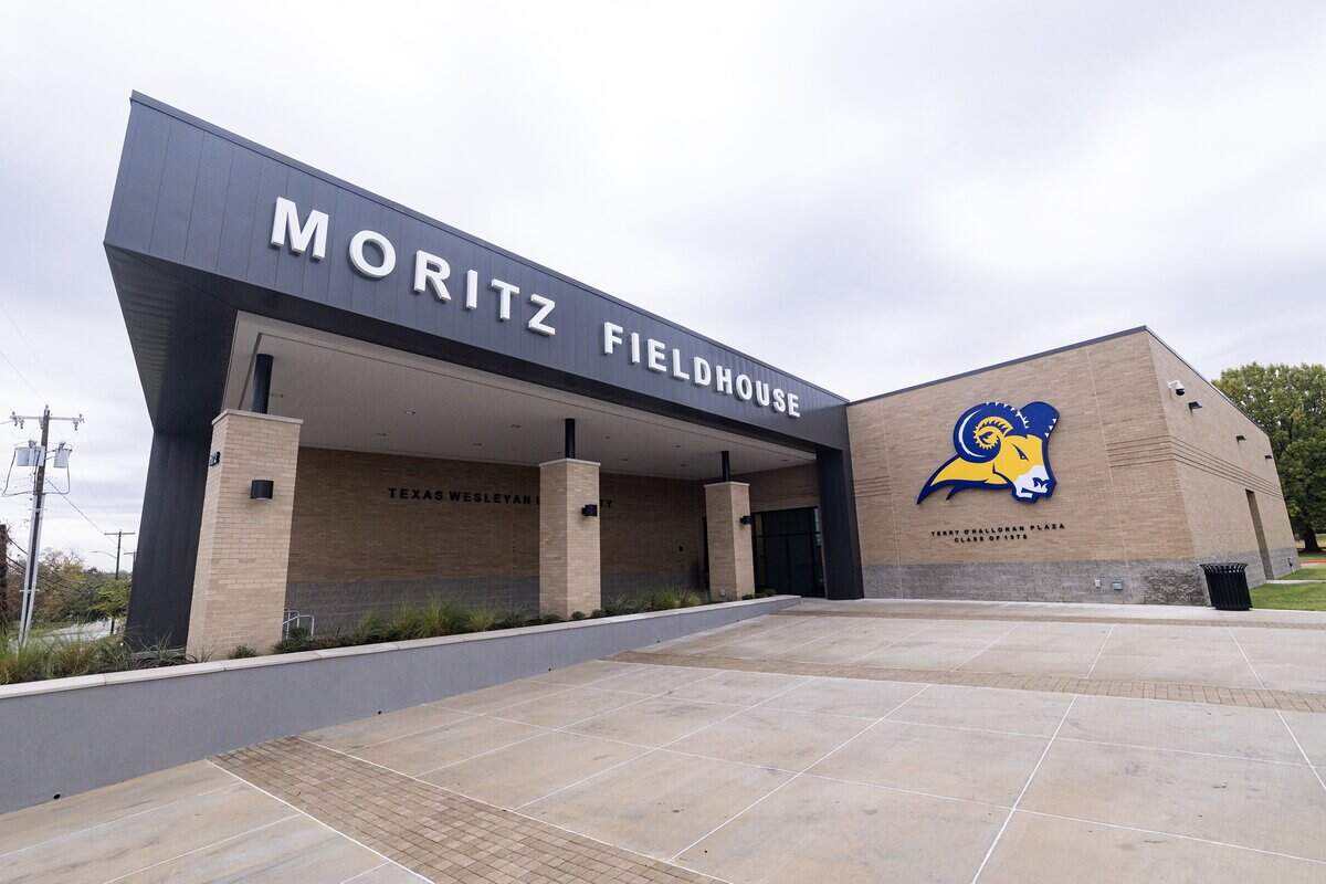 The outside of the new Moritz Fieldhouse at Texas Wesleyan University.