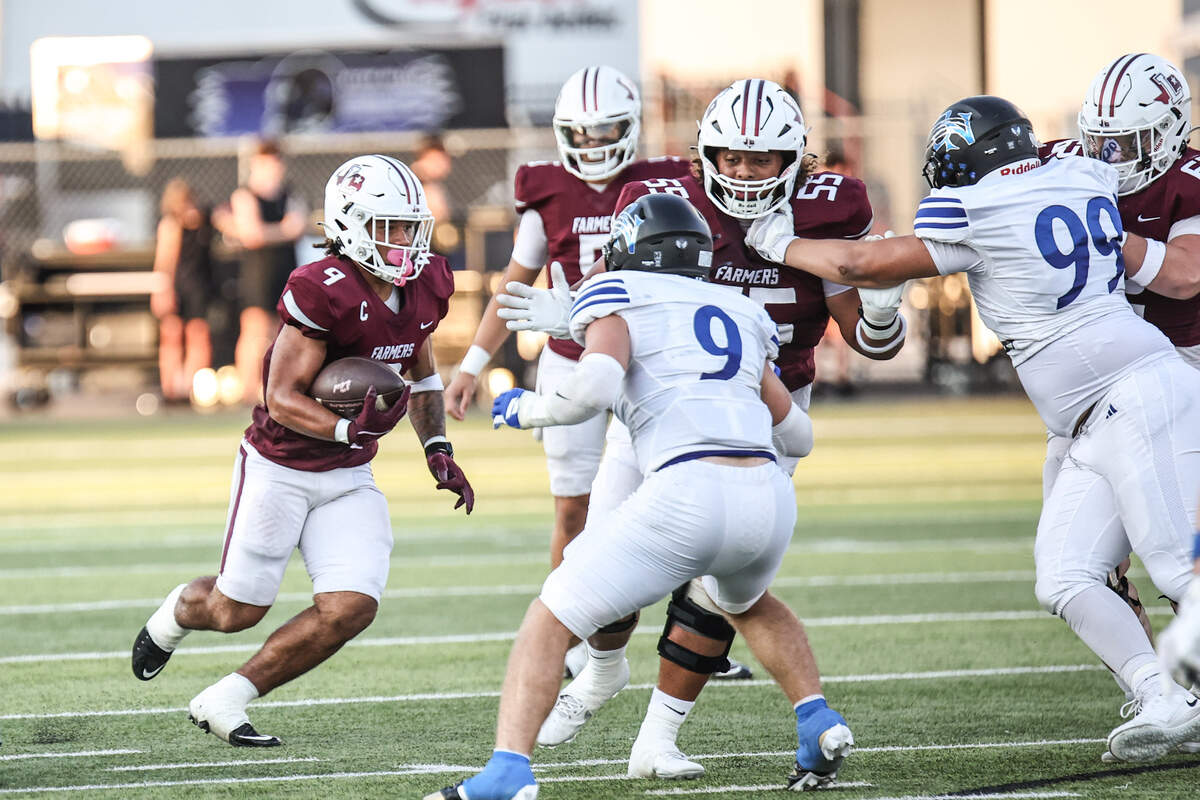 Lewisville running back Tenel Hill runs against Byron Nelson at Max Goldsmith Stadium in Lewisville on Thursday, Sept. 4, 2025.