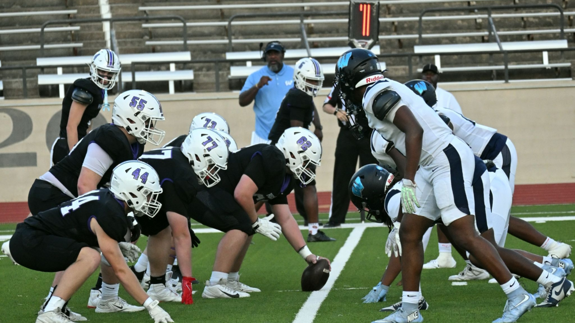 Fort Worth Wyatt football holds off Paschal to stay undefeated