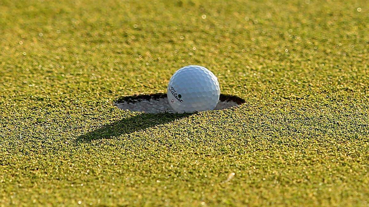 VILAMOURA, PORTUGAL - OCTOBER 16: Generic golf during the final round of the Portugal Masters at Oceanico Victoria Golf Course on October 16, 2011 in Vilamoura, Portugal. (Photo by Andrew Redington/Getty Images)