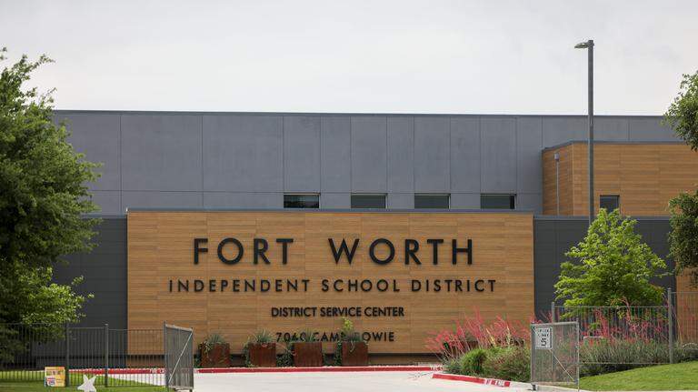 Teachers, Fort Worth ISD leaders at odds over International Newcomer Academy
