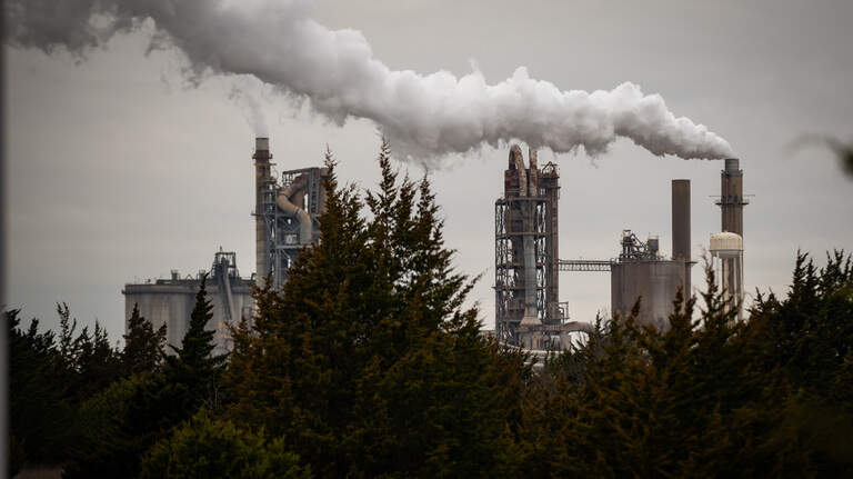 Where are the biggest polluters in Dallas-Fort Worth? These new maps will show you