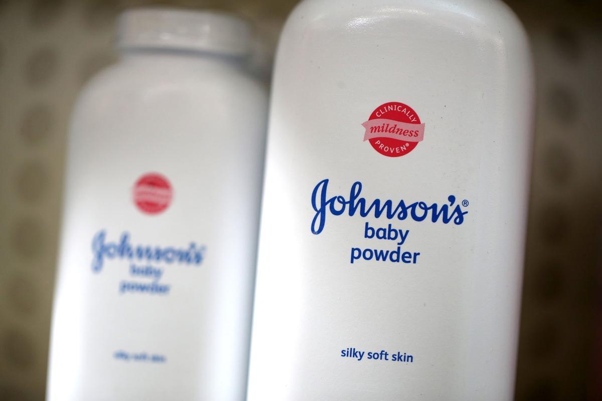 Containers of Johnson’s Baby Powder made by Johnson & Johnson sit on a shelf in 2019 in San Anselmo, Calif. A federal judge in Houston to rule on the 15-year legal battle to settle cancer lawsuits related to its talc. (Justin Sullivan/Getty Images/TNS)