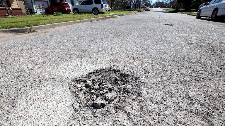 How much would you pay to fix Fort Worth’s streets? Here’s the city’s proposal