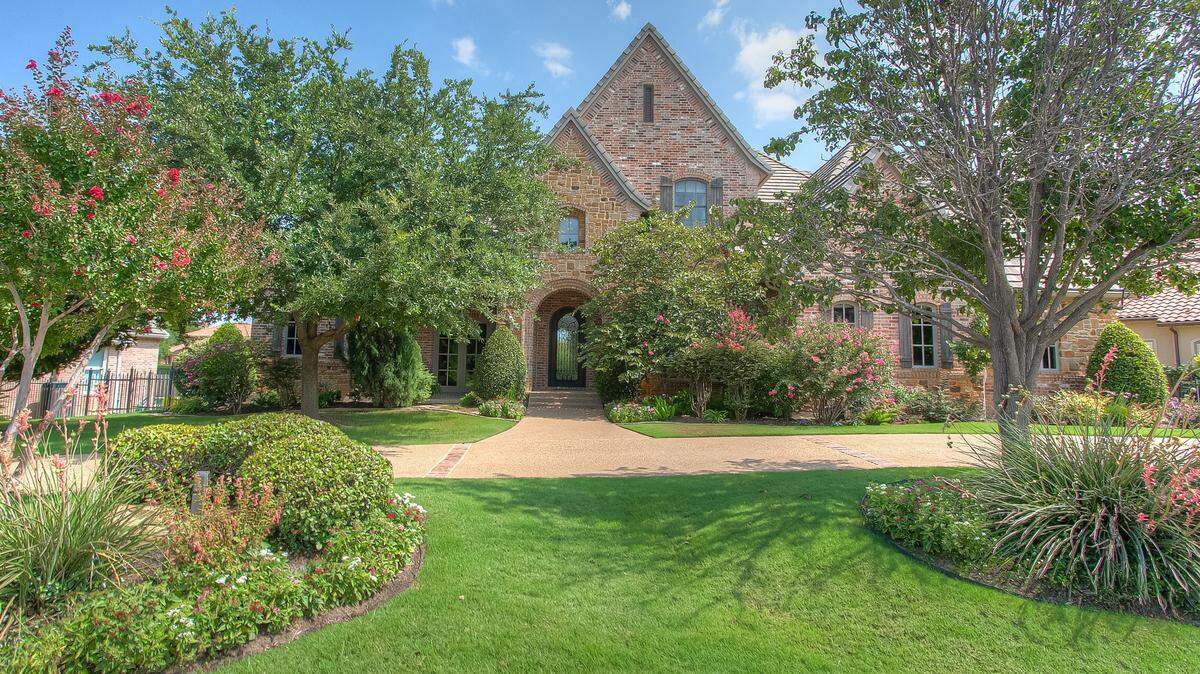 The home at 6837 Lahontan Drive is open Sunday, September 29 from 2 to 4 p.m. 

