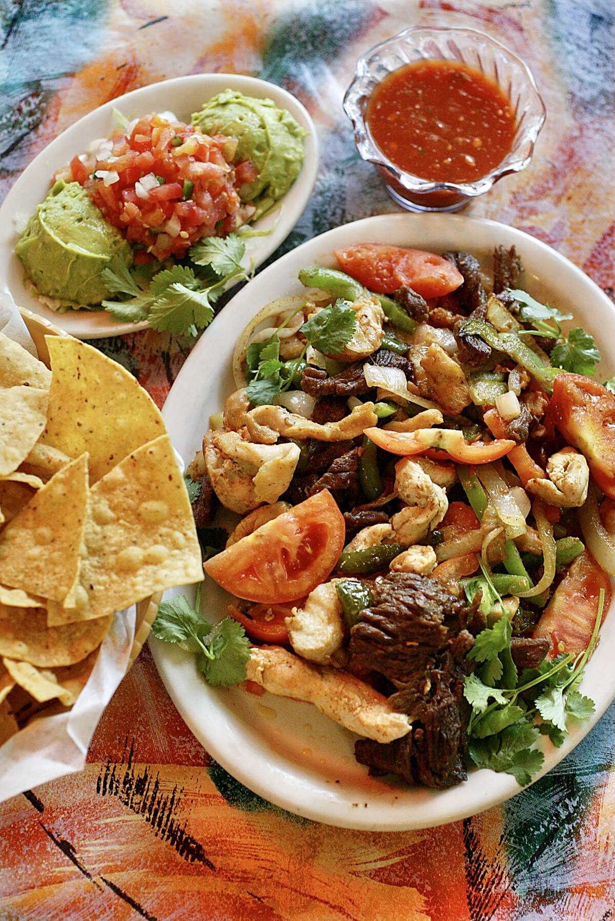 A combo fajitas platter at Dos Molinas’ Restaurant near the Fort Worth Stockyards.