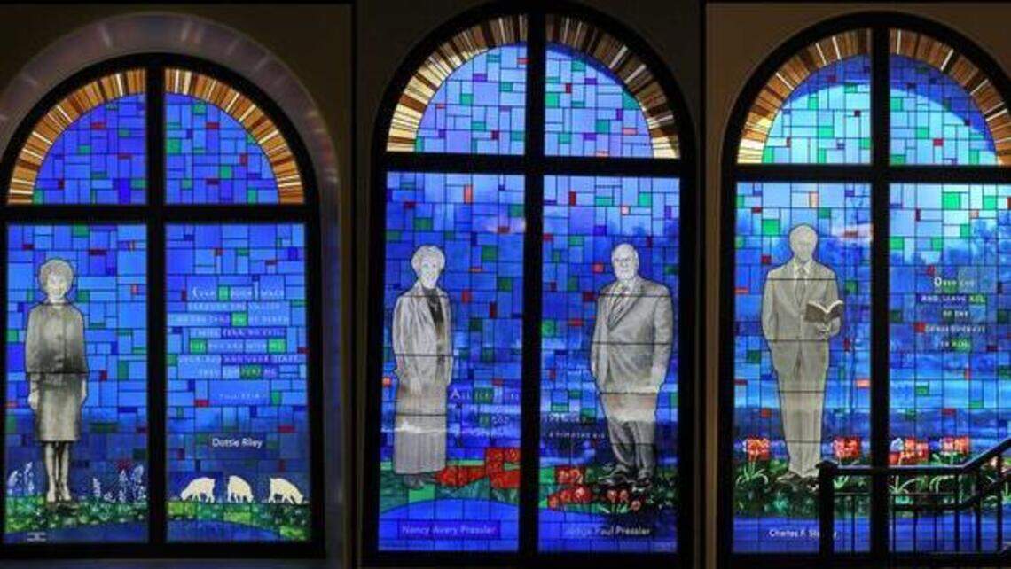 Fort Worth seminary removes stained-glass honoring conservative Southern Baptist leaders