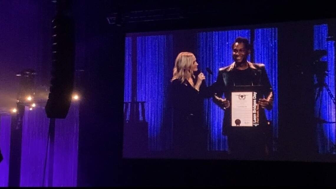 Fort Worth Mayor Mattie Parker proclaims Nov. 15 as Leon Bridges Day
