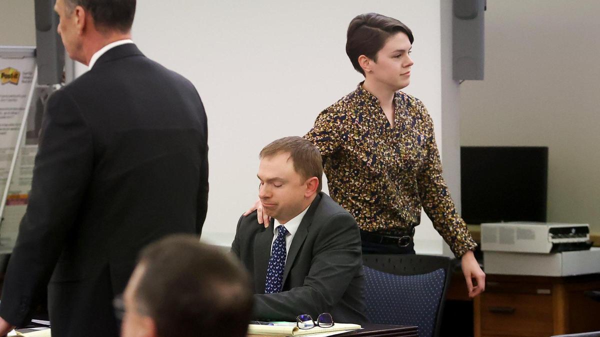 Recap: Jury stops deliberations on Aaron Dean sentence, will resume Tuesday