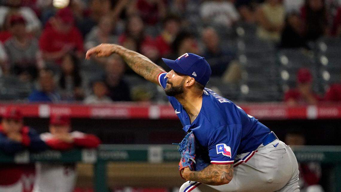 The Texas Rangers traded relief pitcher Matt Bush to the Milwaukee Brewers on Monday.