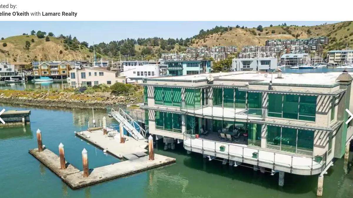 The former running back’s Point Richmond home has stunning views from almost every window