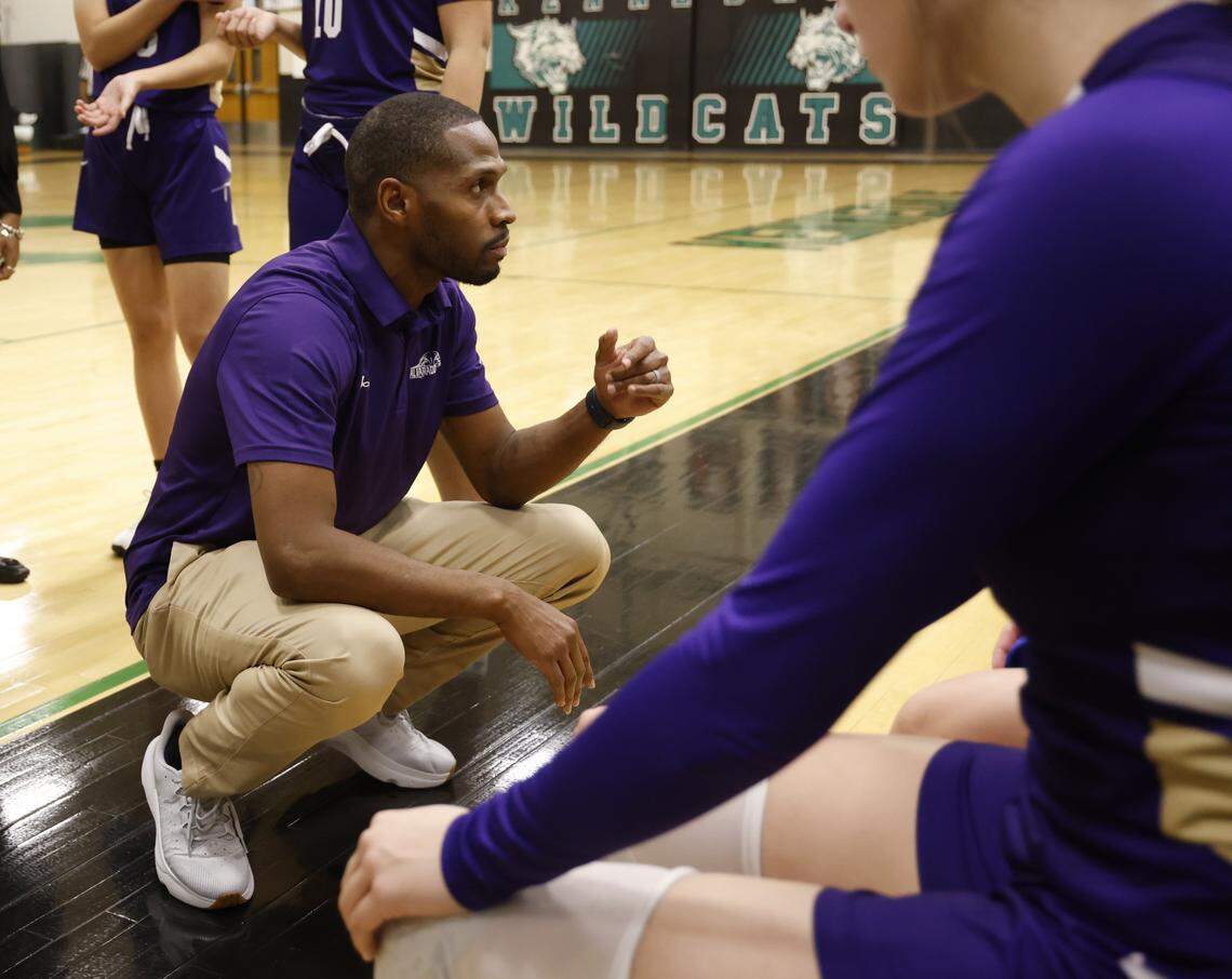 Alvarado head coach Derrick Suggs talks to the team during a timeout in the first half of a UIL basketball game between Alvarado and Kennedale at Kennedale High School in Kennedale, Texas, Tuesday Jan. 13, 2026